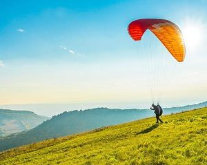 Private Trip From Geneva to the Swiss Capital - Bern & Paragliding in Interlaken