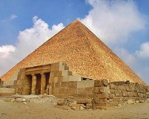 Classic Egypt Tour; Nile Cruise & Cairo