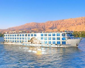 luxury Nile cruise from luxor to Aswan in Egypt