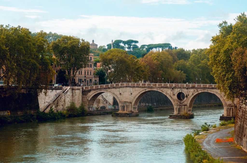 what is worth seeing in rome