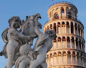 Private Tour to Pisa, San Gimignano and Siena from Florence