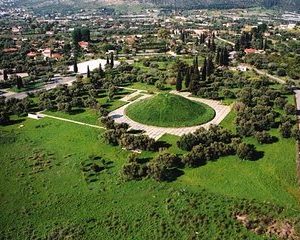 Private Tour to the tomb of Marathon (the origin of Marathon races)