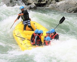 14:00 local rafting tour half day (3 hours)