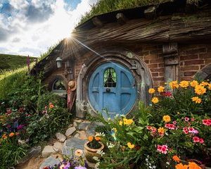 3 Day Waitomo Caves, Hobbiton Movie Set and Rotorua Tour from Auckland