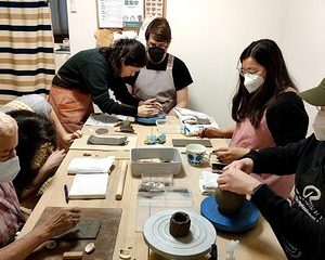 Private Handicraft Session with Japanese Ceramics in Osaka