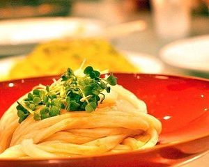 Traditional and ordinary Japanese udon cooking class in Asakusa, Tokyo [The only udon artist in the world teaches]