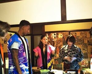 1-Hour Sushi Workshop with Local Instructor in Kyoto Japan