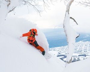 4-Day Private powder-snow ski tour.(Hakuba/Niseko/Furano)