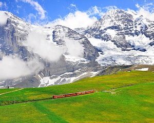 Alpine Majesty Tour From Zurich to Jungfraujoch