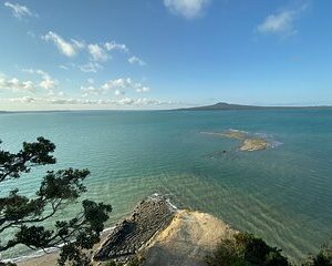 Auckland Coastal Discovery - Private Tour Incl. Wine Tasting