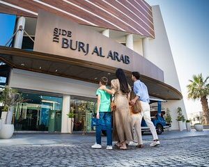 Dubai Burj Al Arab Guided Tour with High Tea Experience.