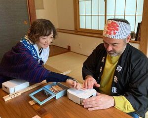 Experience the history of shamisen and traveling entertainers