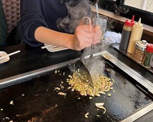 Okonomiyaki Cooking Class with Sake Free flow Experience