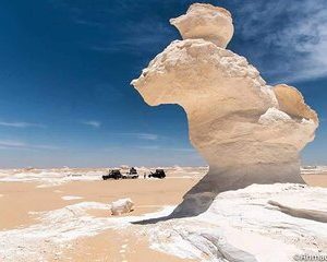 Private 2 Days White Desert and Egypt's Hidden Oasis Tour