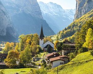 Private Daytrip to Interlaken, Grindelwald & Lauterbrunnen by Car