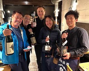 Small Group Guided Sake Tasting Experience in Tsukiji, near Ginza